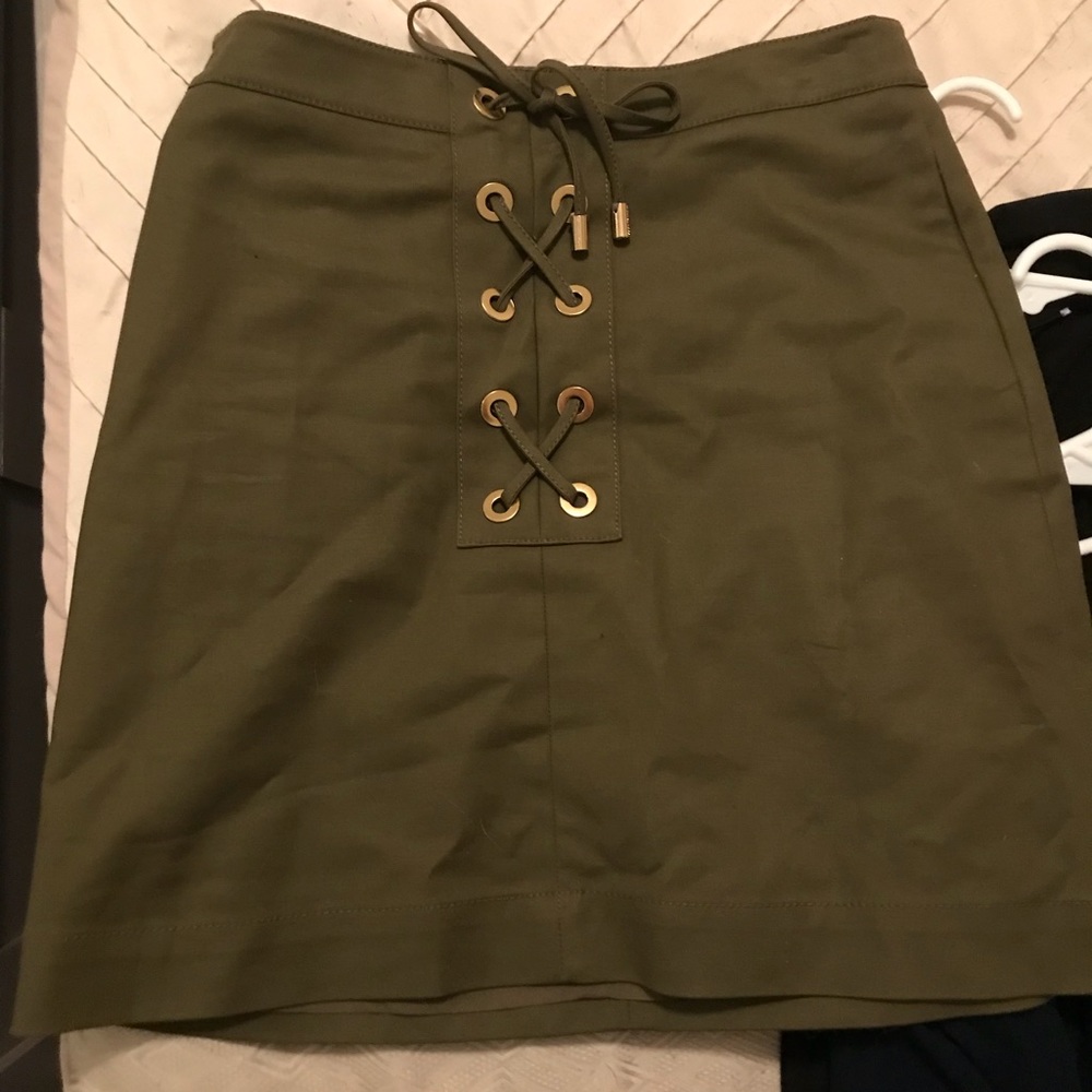 High rise olive green MK skirt